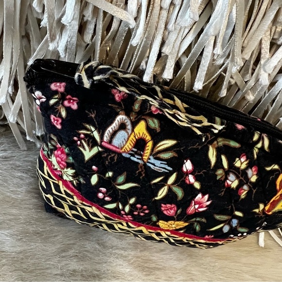 Vintage VERA BRADLEY Ming 2001 Curved Cosmetic Case Black Yellow Red Asian - Picture 2 of 12